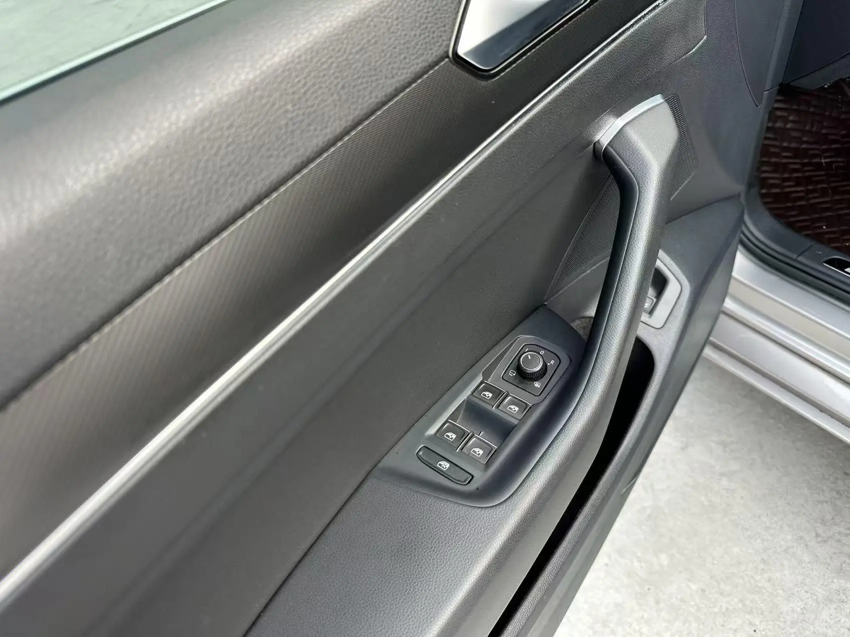 Volkswagen Magotan 330TSI DSG Luxury