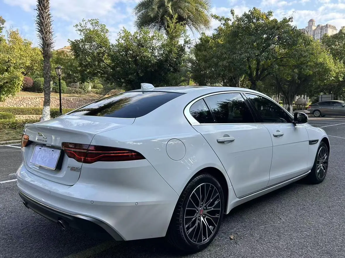 Jaguar Jaguar XEL 2.0T 200PS S Enterprising Elegant Version