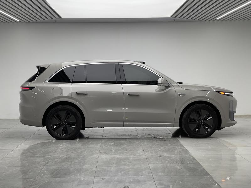 Li Auto Ideal L6 2024