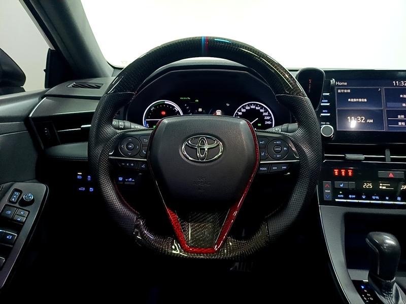 Toyota Asian Dragon 2019