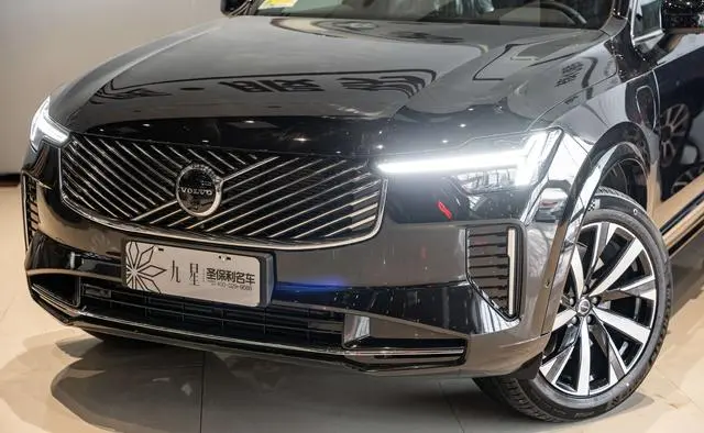 Volvo Volvo XC90 PHEV Facelifted E-drive hybrid T8 long battery life Zhiyuan Deluxe Edition 7-seater