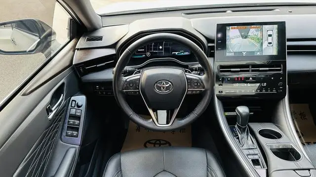 TOYOTA Asian dragon 2.5L Automatic Touring Premium Edition