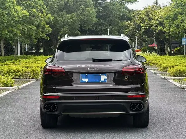 Porsche Cayenne Cayenne Platinum Edition 3.0T