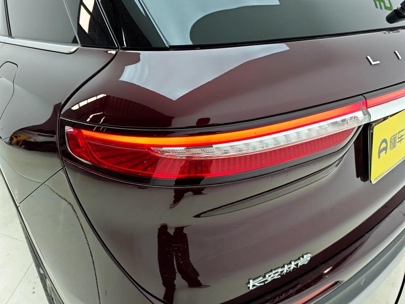 Lincoln adventurer 2022