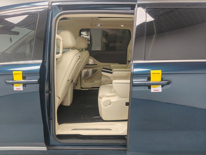 Voyah Lantu Dreamer PHEV 2025
