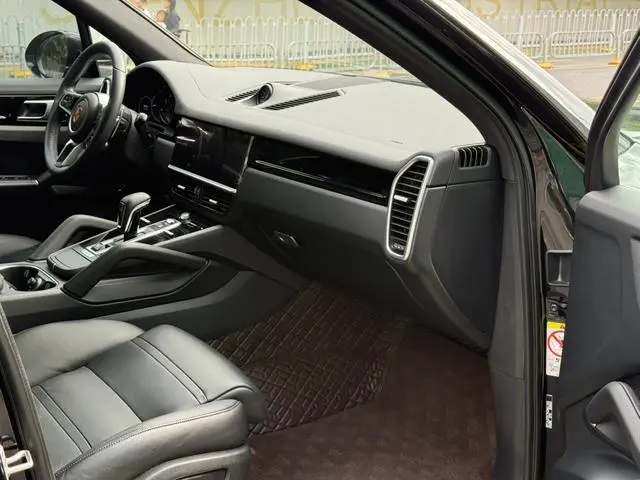 Porsche Cayenne E-Hybrid Cayenne E-Hybrid 2.0T