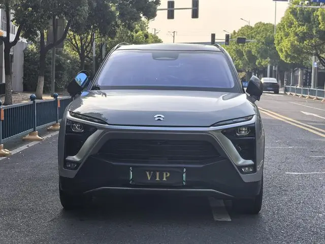 NIO NIO ES8 425KM benchmark version
