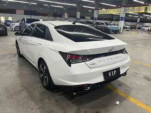 Hyundai Elantra 1.5L CVT GLX Elite Edition