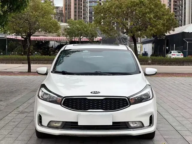 Kia Kia K3 1.6L automatic 15th Anniversary Special Edition GLS
