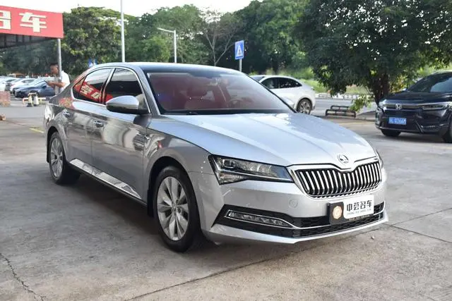 Skoda Speed pie Facelift ZI280 DSG Comfort Edition