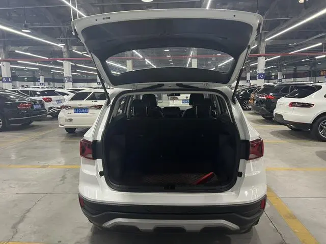 Jetta Jetta VS5 280TSI automatic aggressive version