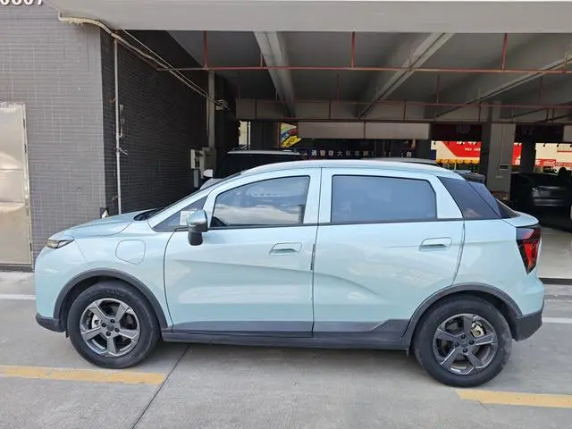 Geometry Geely Geometry E Firefly 401KM Thunderbolt Tiger