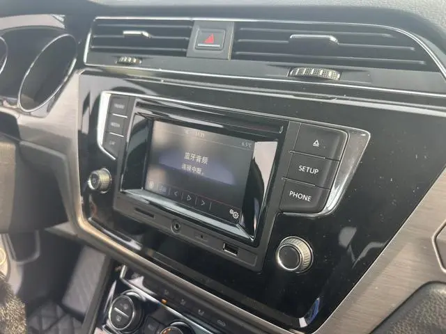 Volkswagen Touran L 280TSI automatic comfort Edition