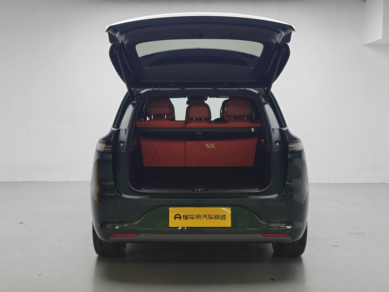 Li Auto Ideal L6 2024