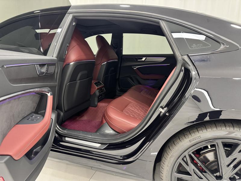 Audi Audi A7L 2024