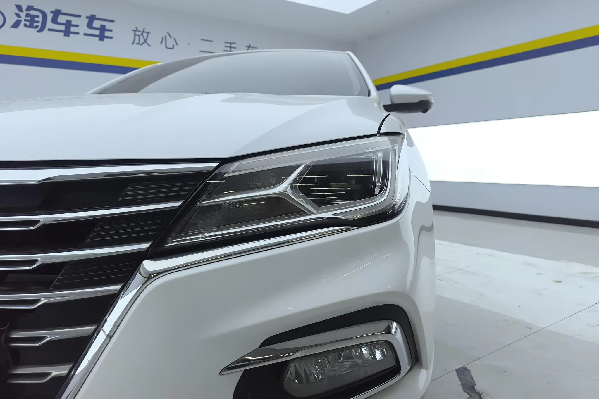 Roewe Roewe i5 1.5L automatic 4G Interconnection Linghao Ultimate Edition
