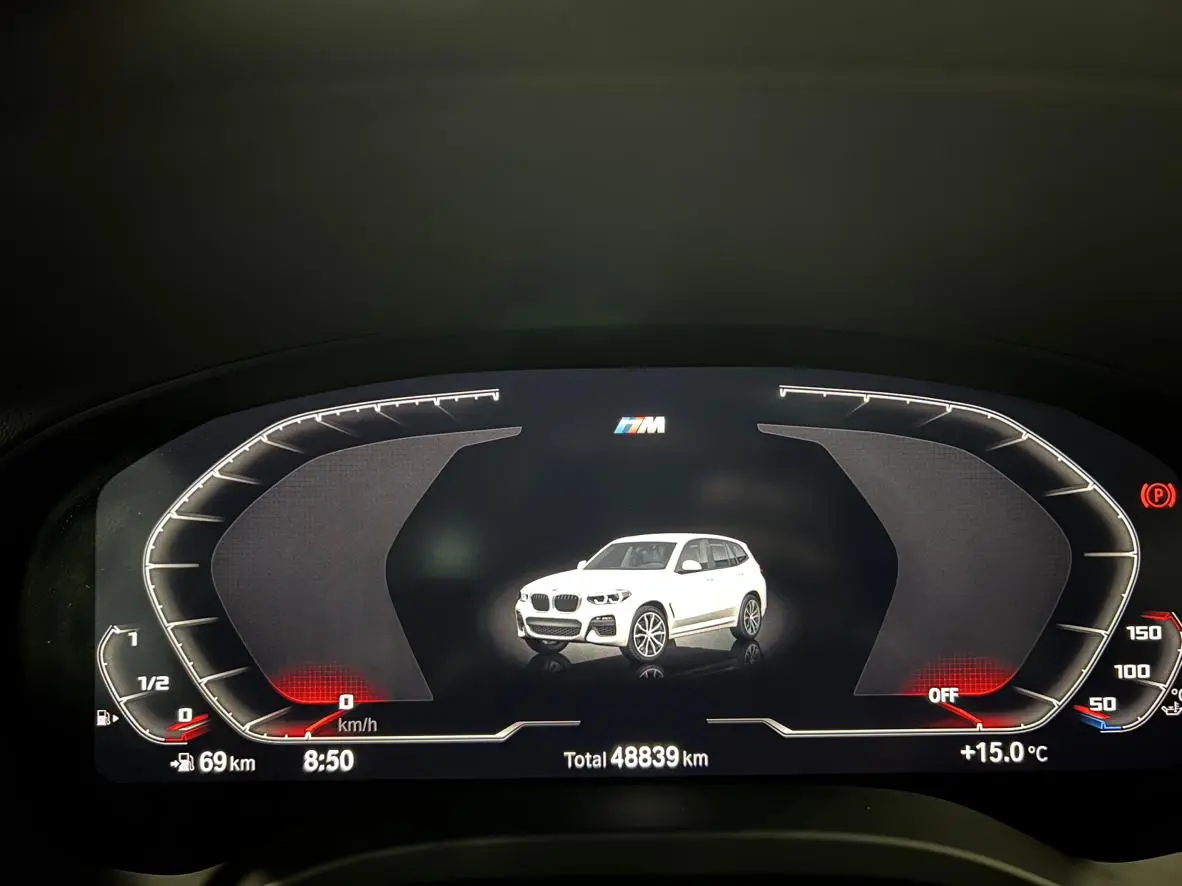 BMW BMW X3 xDrive30i leading M sports suit