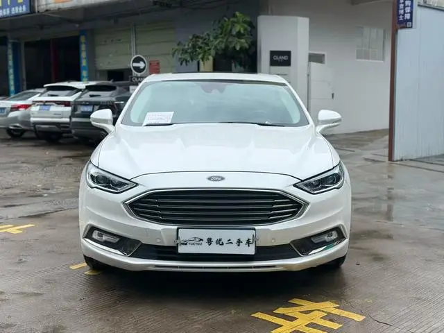 Ford Mondeo EcoBoost 180 Cognac Special Edition