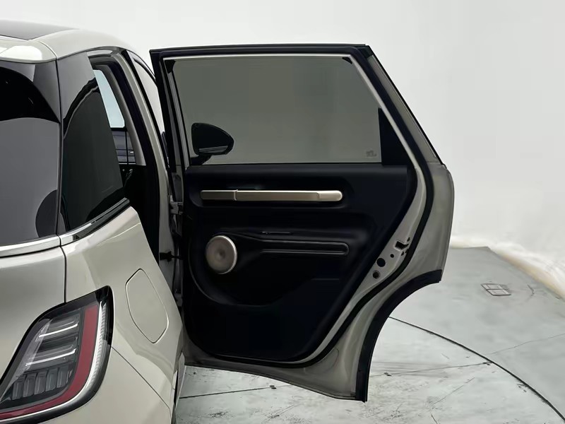 Baojun Yunduo 2023