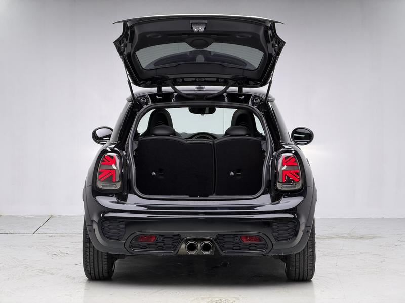 MINI MINI JCW 2017