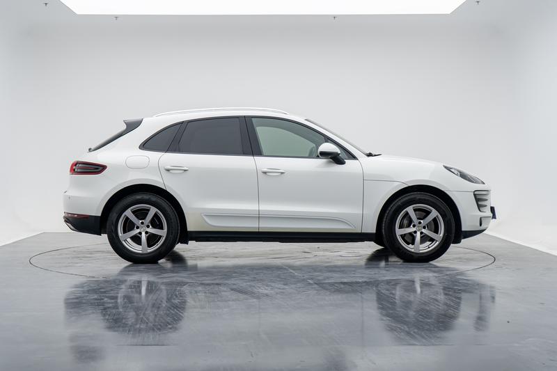 Porsche Macan 2014