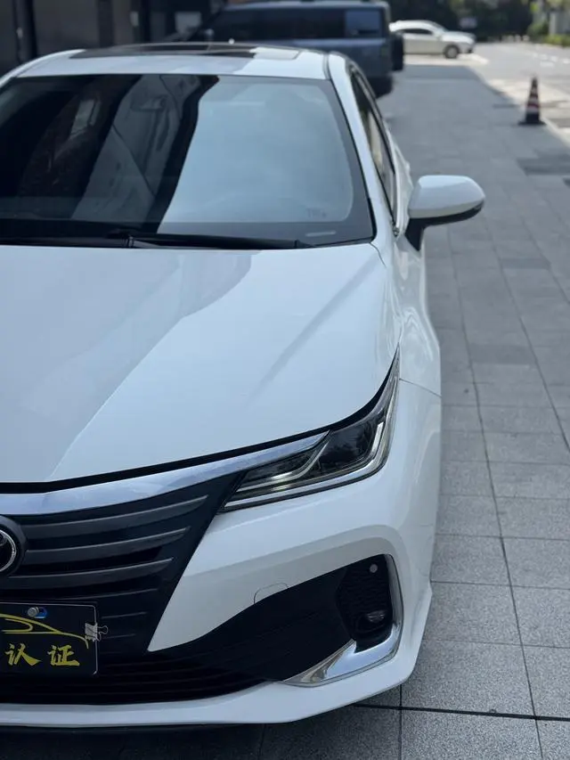 TOYOTA Asian lion 2.0L Premium Edition