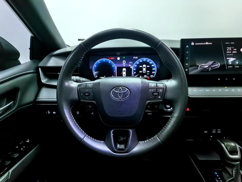 Toyota Camry 2024