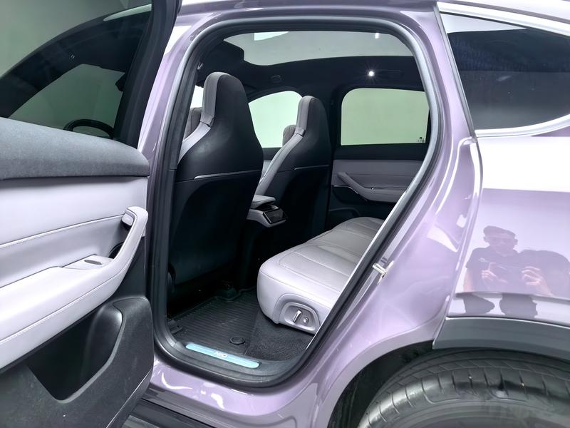NIO NIO EC6 2024