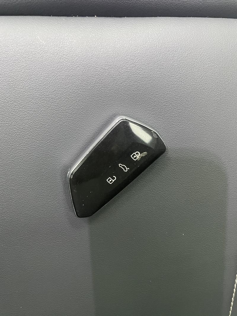 Volkswagen ID.4 X 2023