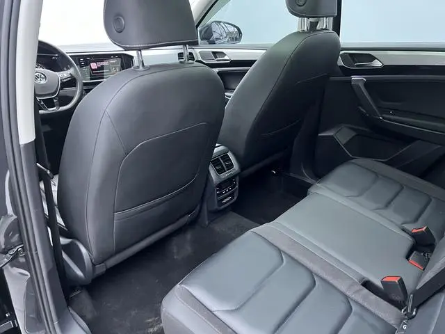 Volkswagen Tanyue 330TSI two-wheel drive luxury Smart edition Plus