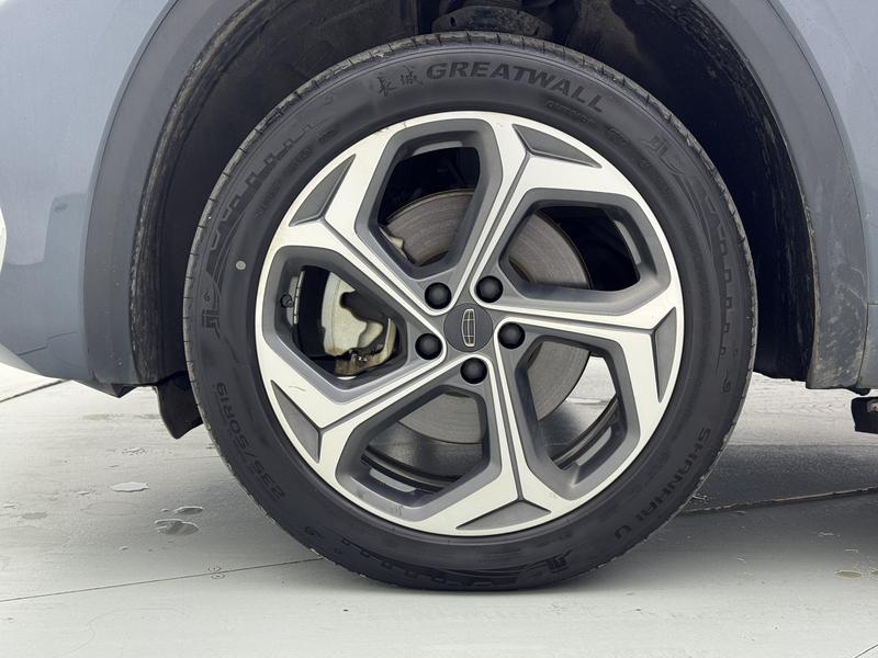 Geely Emgrand L 2024