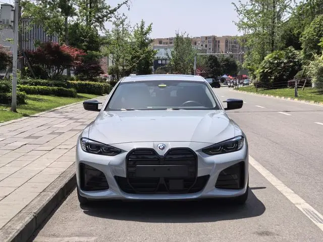 BMW BMW i4 eDrive35