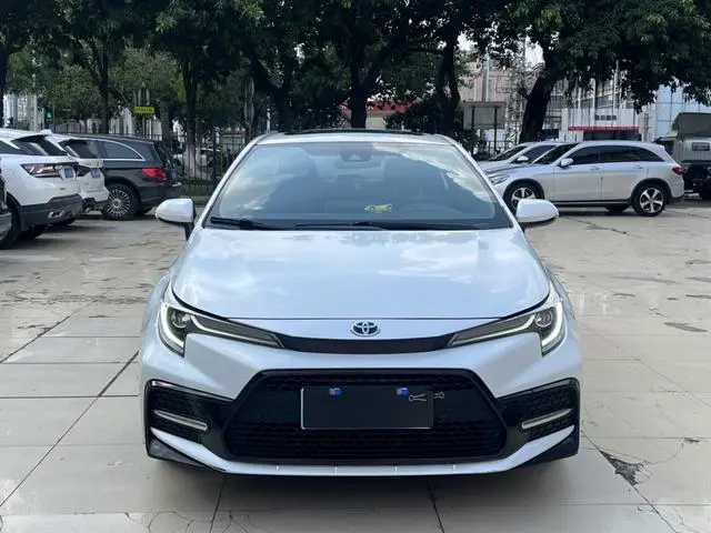 TOYOTA Lei Ling Dual engine 1.8H E-CVT sports version