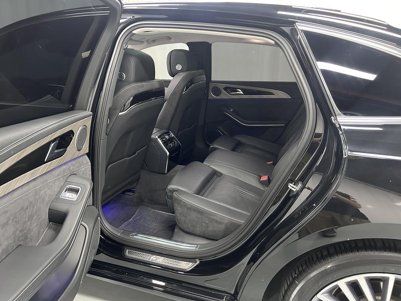 Hongqi Red Flag H9 2020