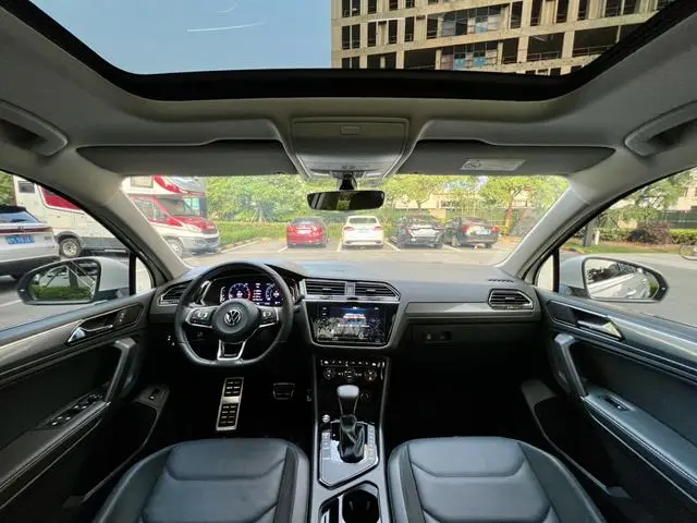 Volkswagen Tiguan L 330TSI automatic two-wheel drive R-Line Premium edition