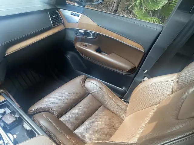 Volvo Volvo XC90 PHEV E-drive hybrid T8 Zhizun Edition 7-seater Country V