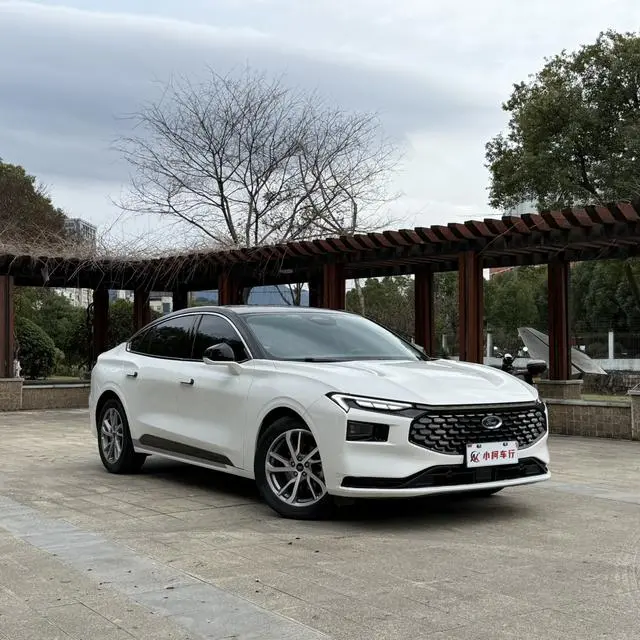 Ford Mondeo EcoBoost 245 Luxury