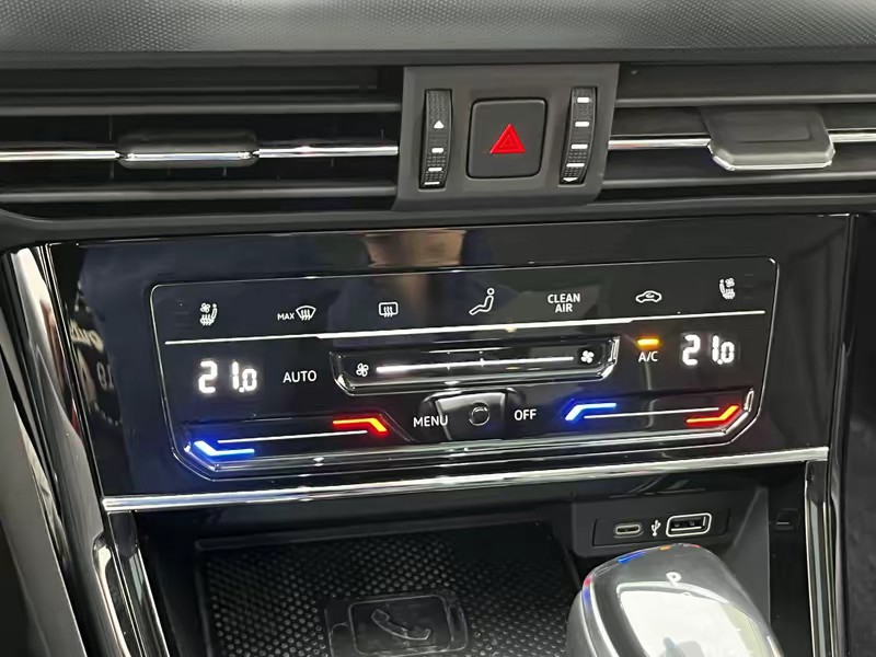 Volkswagen Passat 2024