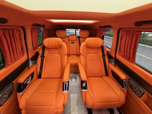 Mercedes-Benz Mercedes-Benz V-class V 260 L Long Wheelbase Premium Edition