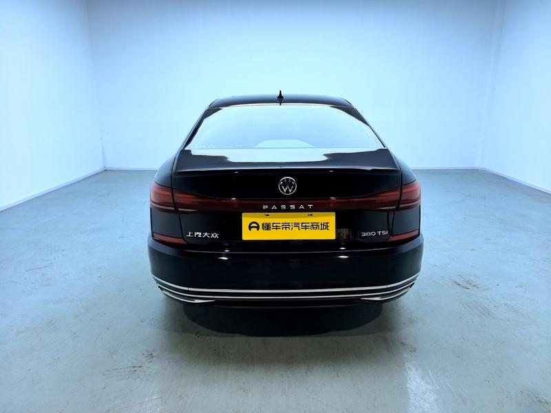 Volkswagen Passat 2025
