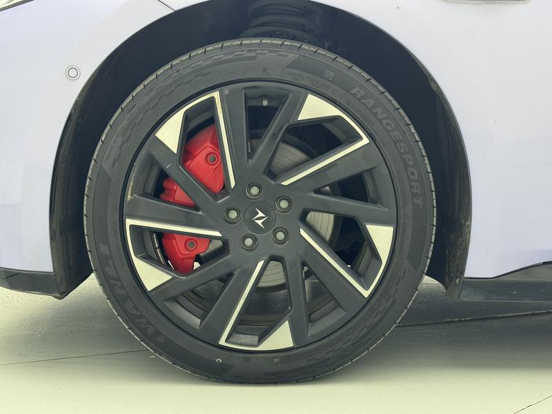 Dongfeng Yipai Yipai 007 2024