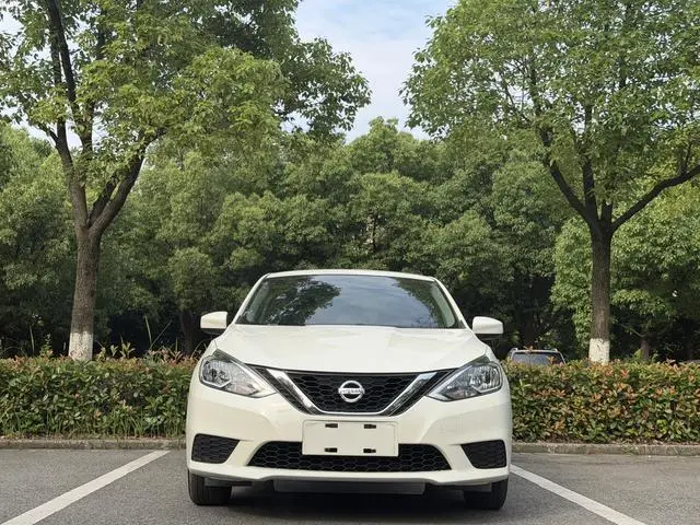 Nissan Xuan Yi Classic 1.6 XE CVT Comfort Edition