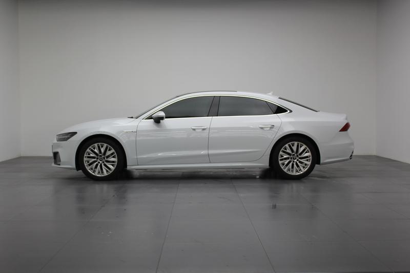 Audi Audi A7L 2022