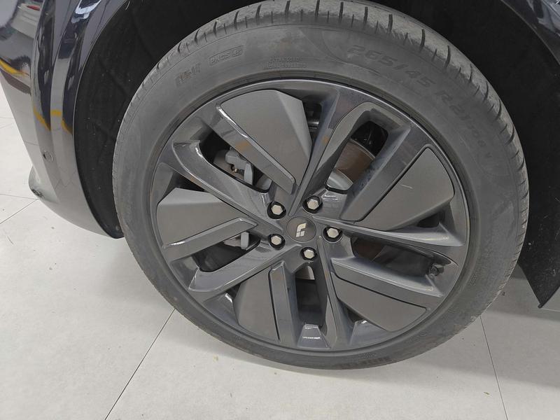 Li Auto Ideal L6 2024
