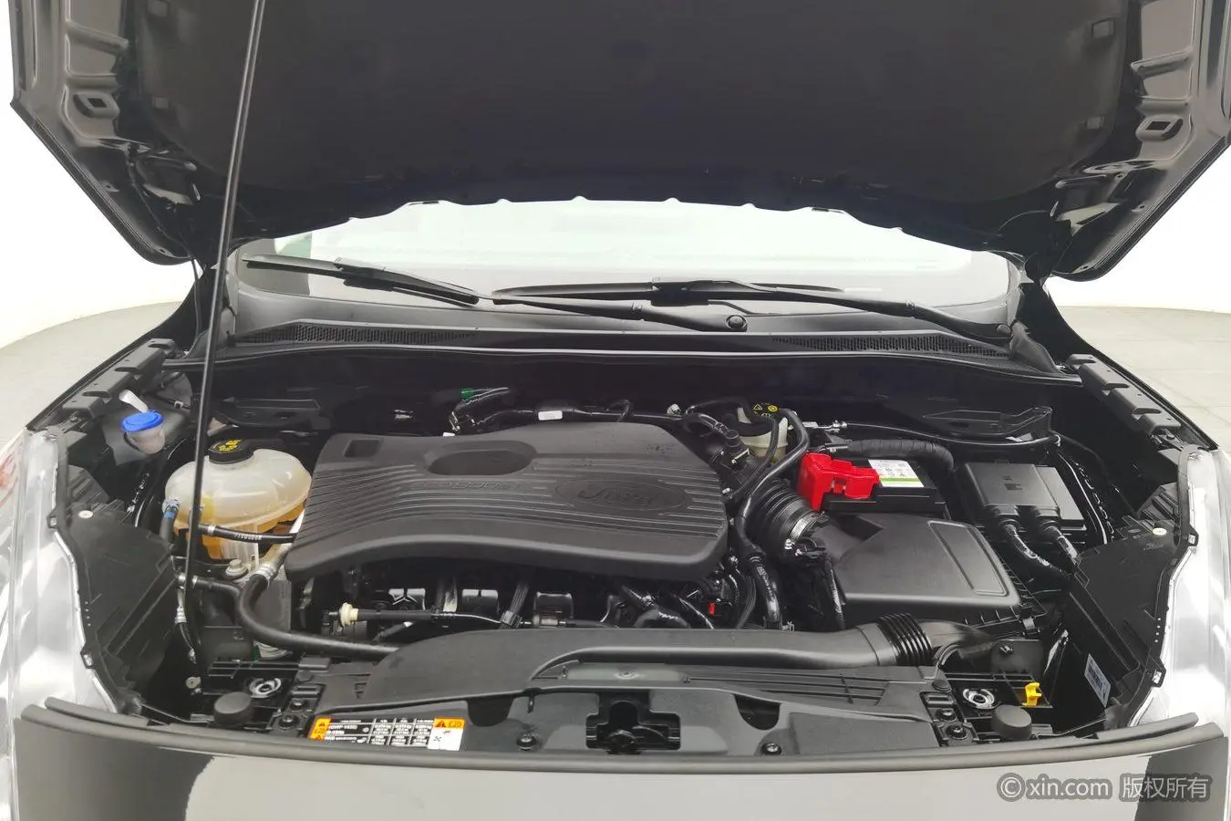 Ford Ruiji EcoBoost 245 two-wheel drive leisure model