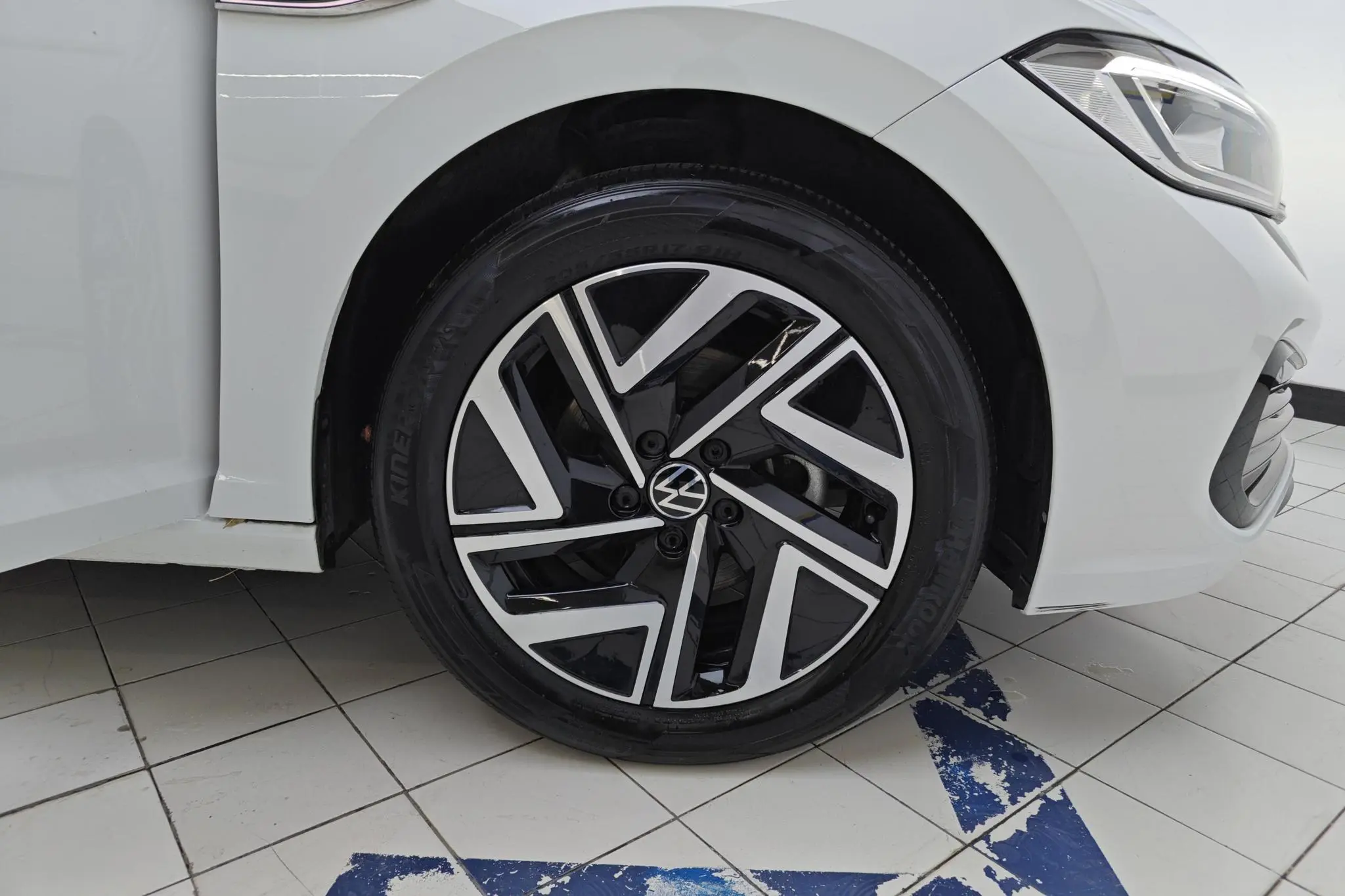 Volkswagen Sagitar 300TSI DSG Beyond Edition