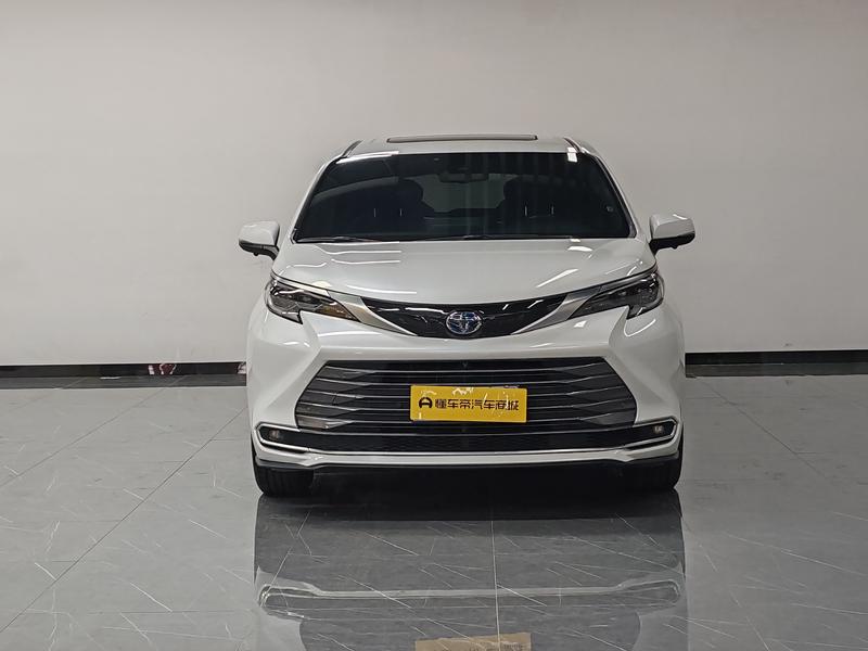 Toyota Sienna 2021