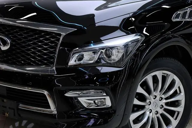 Infiniti Infiniti QX80 5.6L 4WD