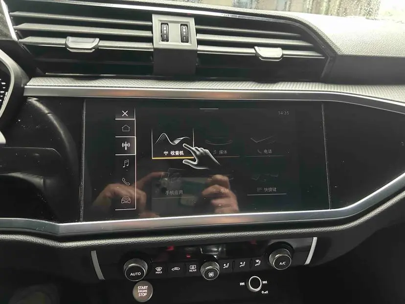 Audi Audi Q3 35 TFSI fashion and elegant