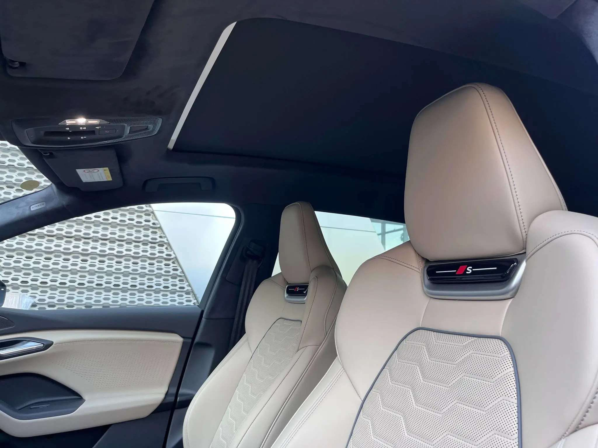 Audi Audi Q6L e-tron Long battery life version